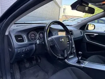 Volvo V60 2012 photo 3