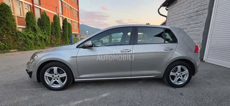 Volkswagen Golf 2013 photo 3