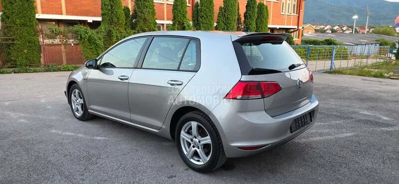 Volkswagen Golf 2013 photo 4