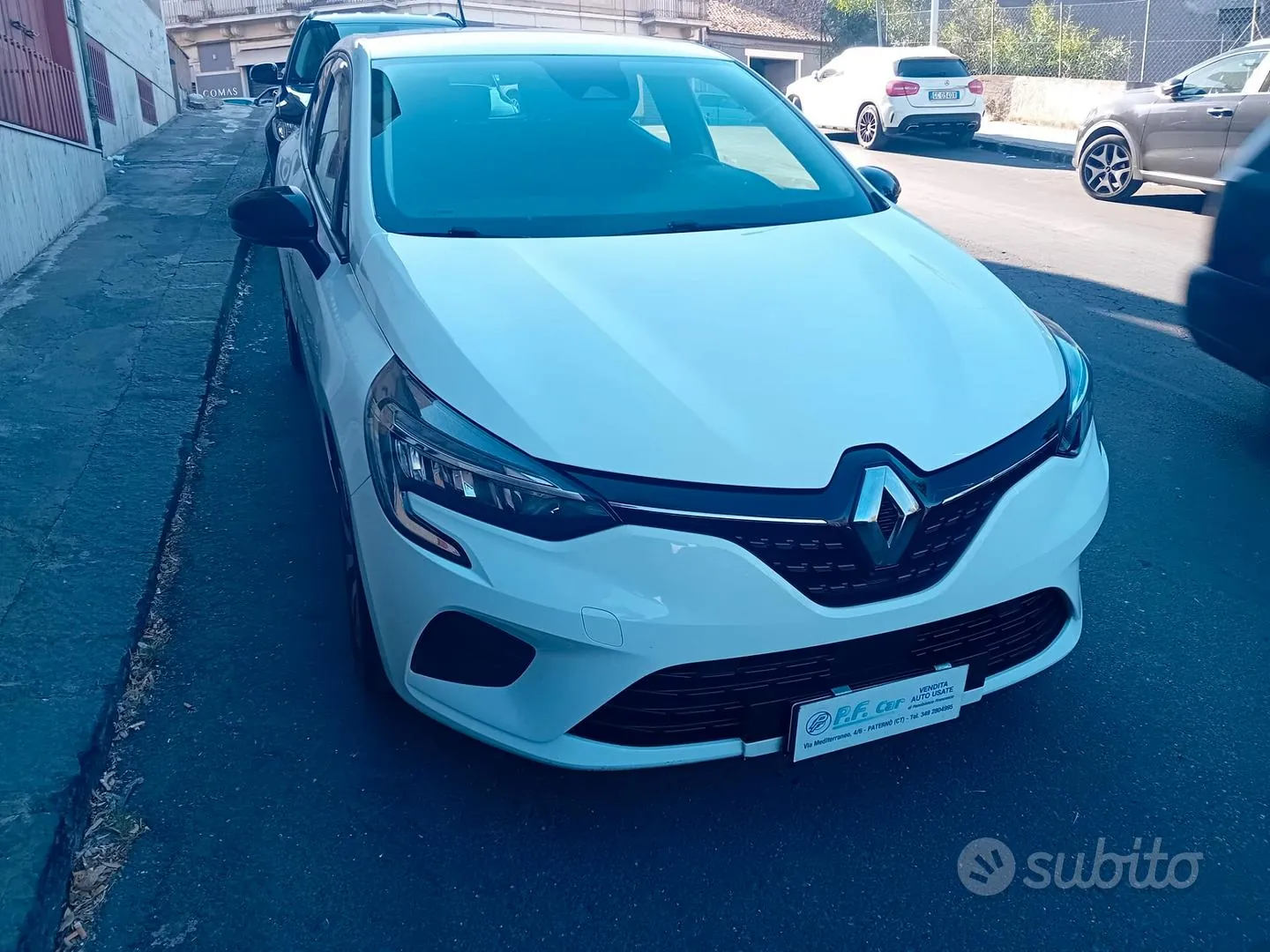 Renault Clio 2023 photo 3