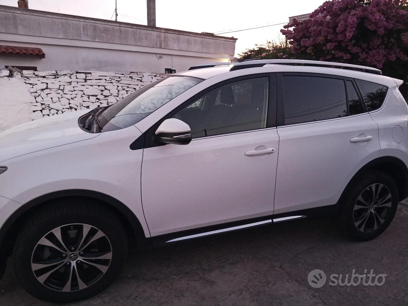 Toyota Rav4 2014 photo 3