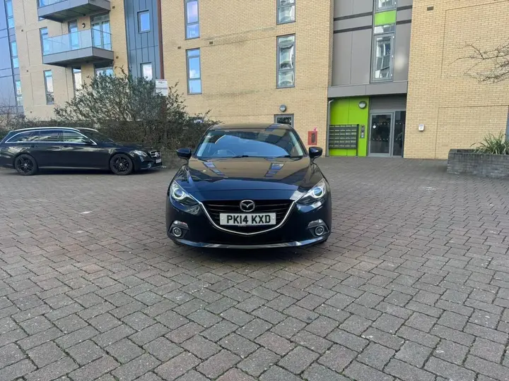 Mazda Mazda3 2014 photo 2
