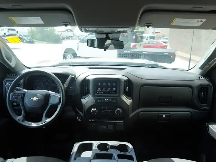 Chevrolet Silverado 2500 2024 photo 3