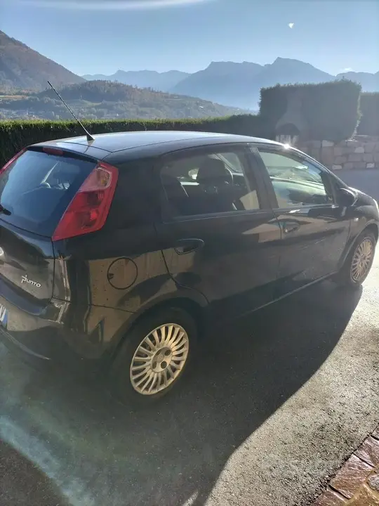 Fiat Punto 2007 photo 2
