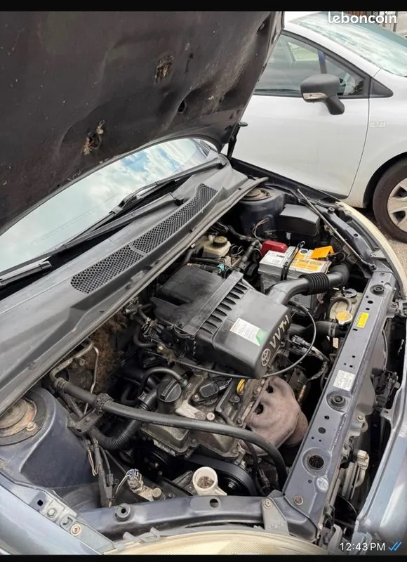 Toyota Yaris 2005 photo 2