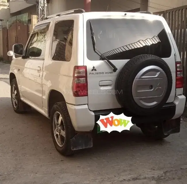 Mitsubishi Pajero Mini