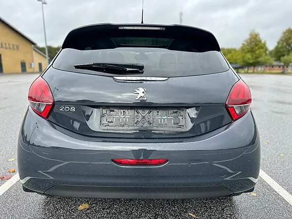 Peugeot 208 2019 photo 5