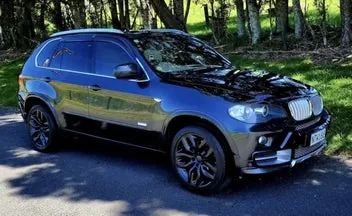 BMW X5 2010 photo 2