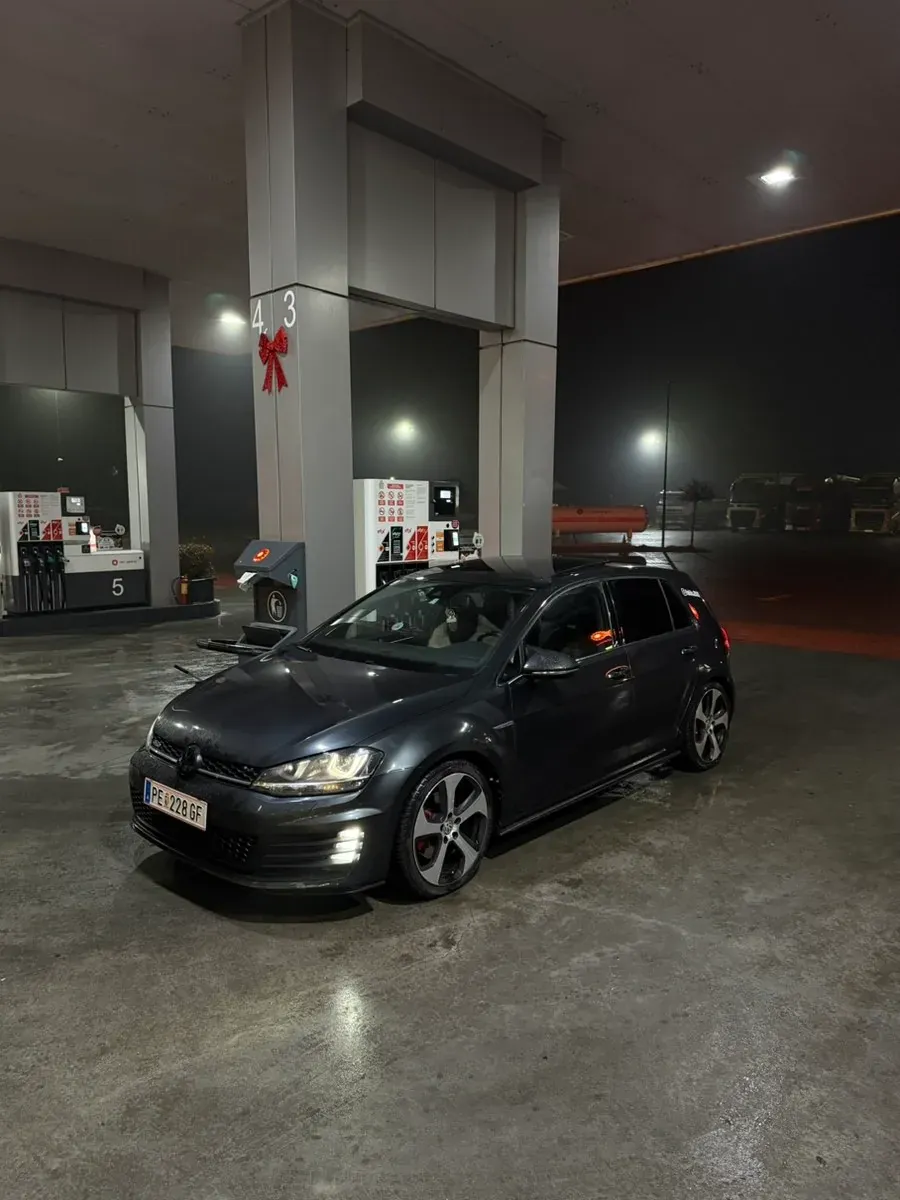 Volkswagen Golf 2014 photo 3