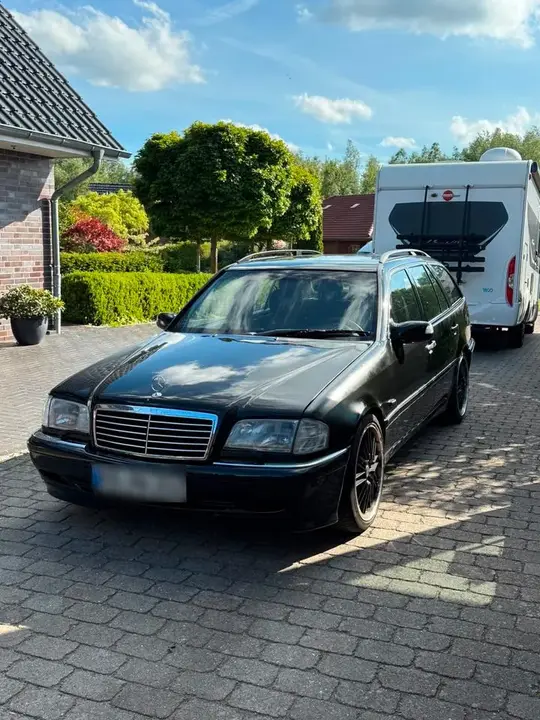 Mercedes-Benz C280