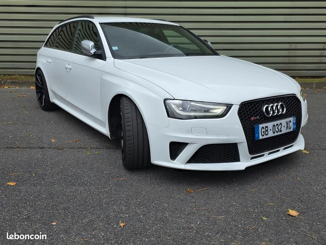 Audi Rs4 2014 photo 2