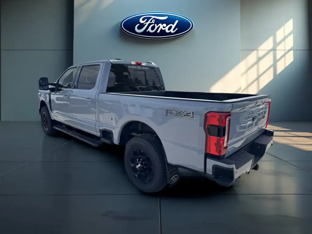 Ford F350 2026 photo 3