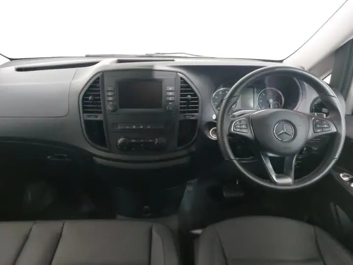 Mercedes-Benz Vito 2024 photo 3