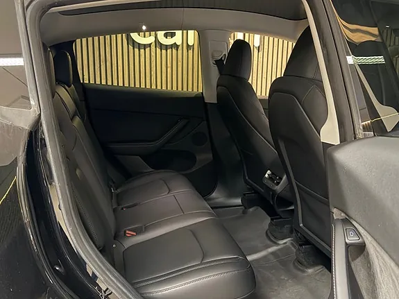 Tesla Model Y 2022 photo 5
