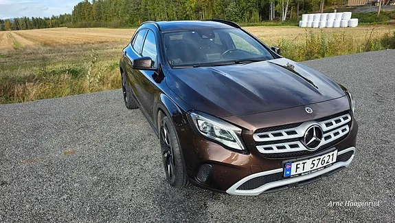 Mercedes-Benz Gla200 D 2017 photo 2