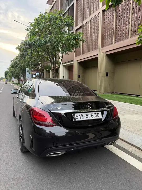Mercedes-Benz C-Class 2019 photo 3