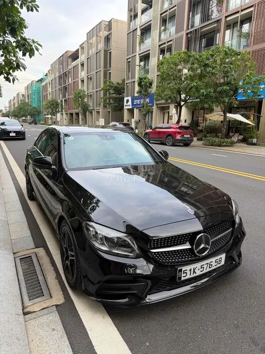 Mercedes-Benz C-Class 2019 photo 2