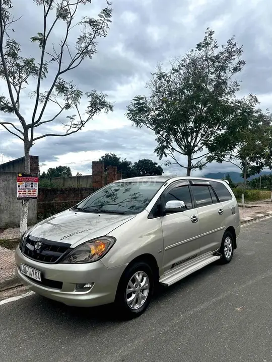 Toyota Innova 2008 photo 2