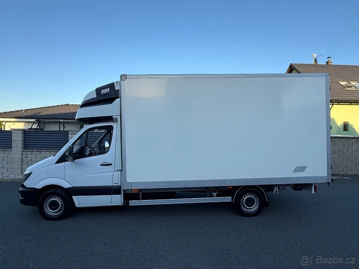Mercedes-Benz Sprinter 2015 photo 3