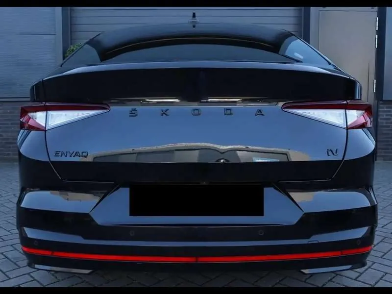 Skoda Enyaq 2022 photo 5