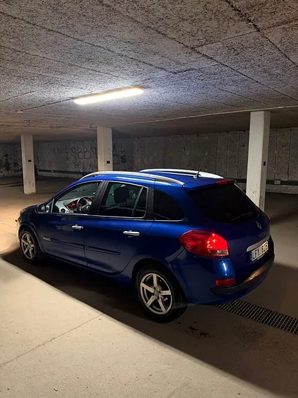 Renault Clio 2012 photo 2