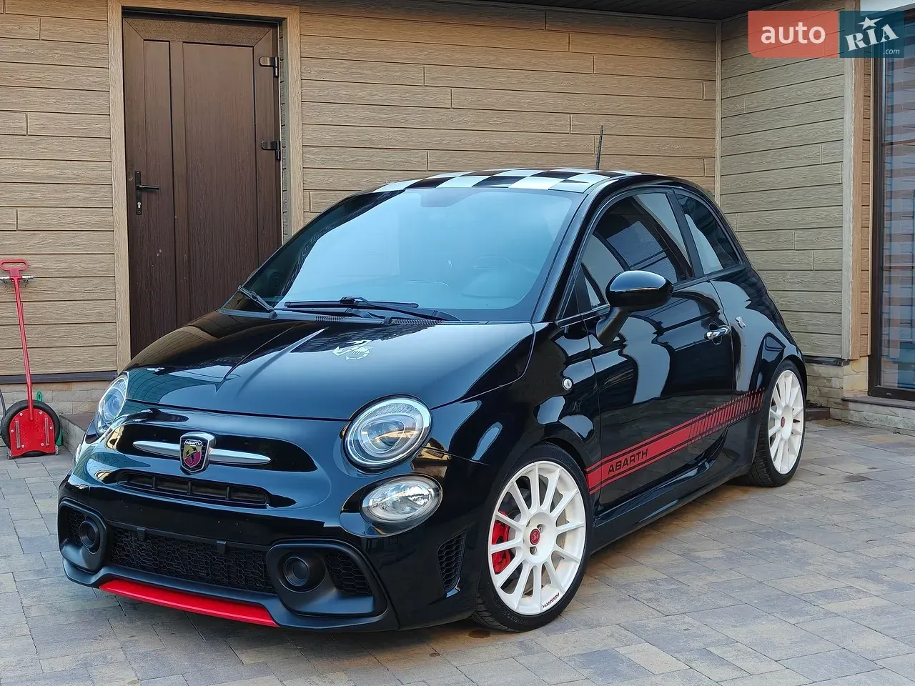 Abarth Fiat 595 2014 photo 3
