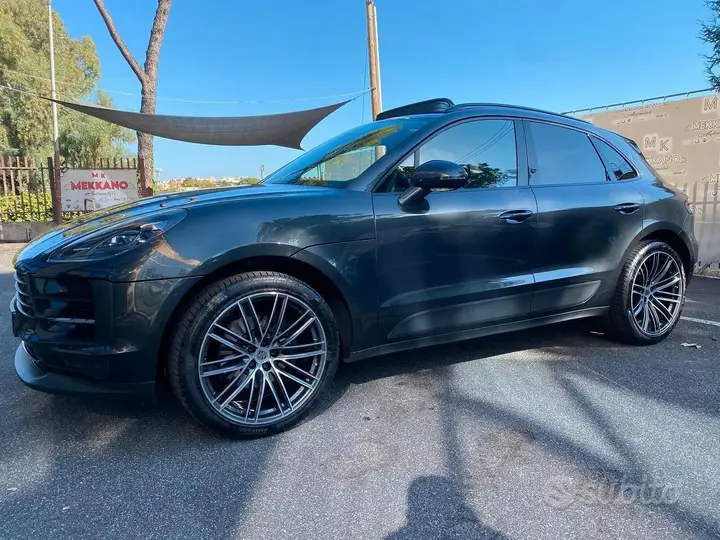 Porsche Macan 2021 photo 2