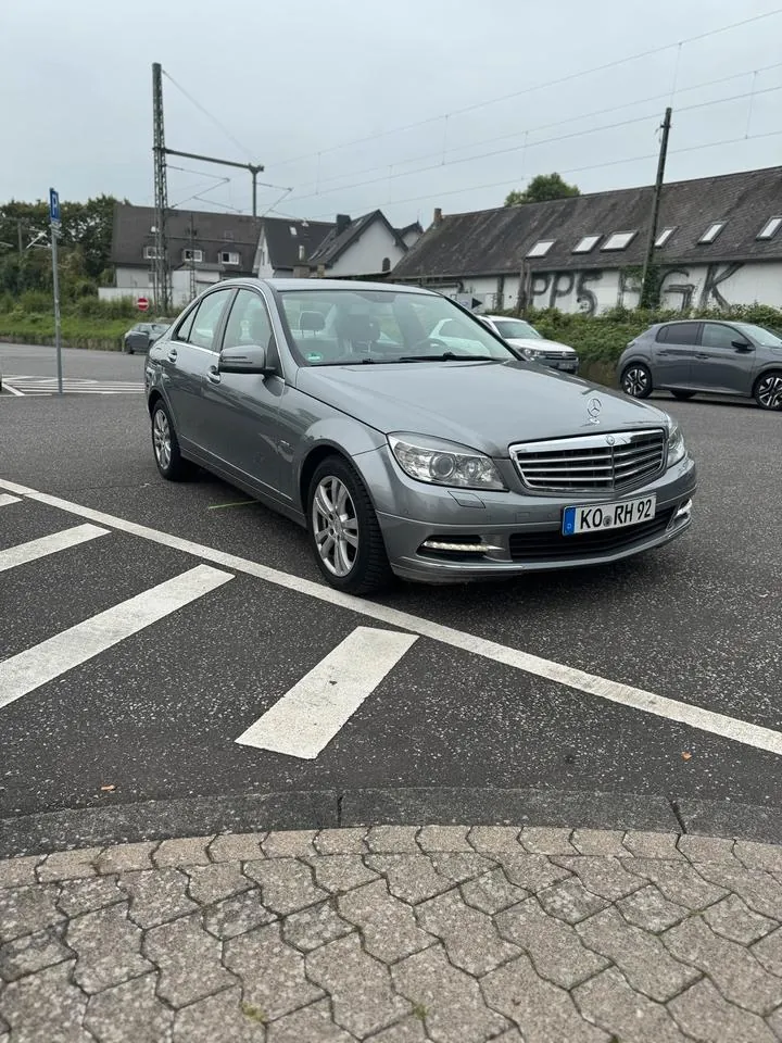 Mercedes-Benz C250