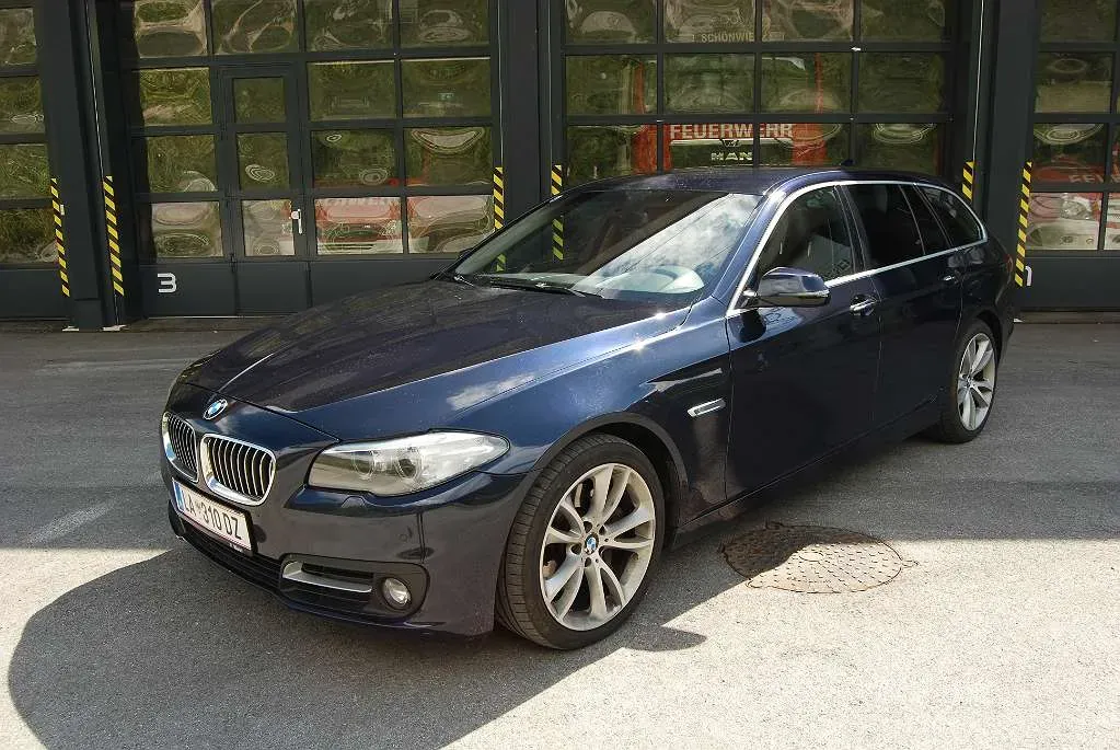 BMW 5 Series 2014 photo 2