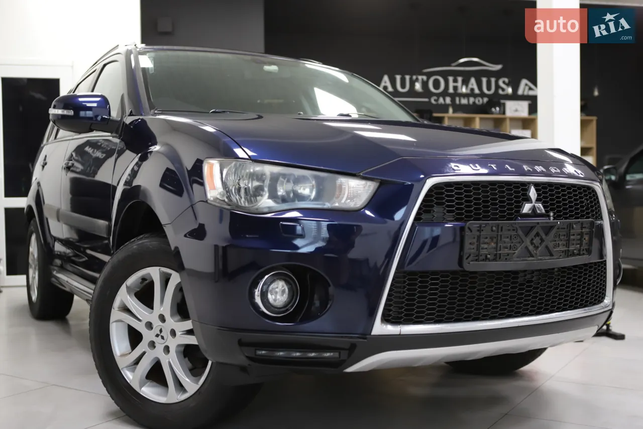 Mitsubishi Outlander 2012 photo 2
