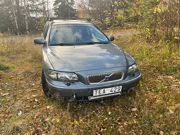 Volvo V70 2002 photo 2