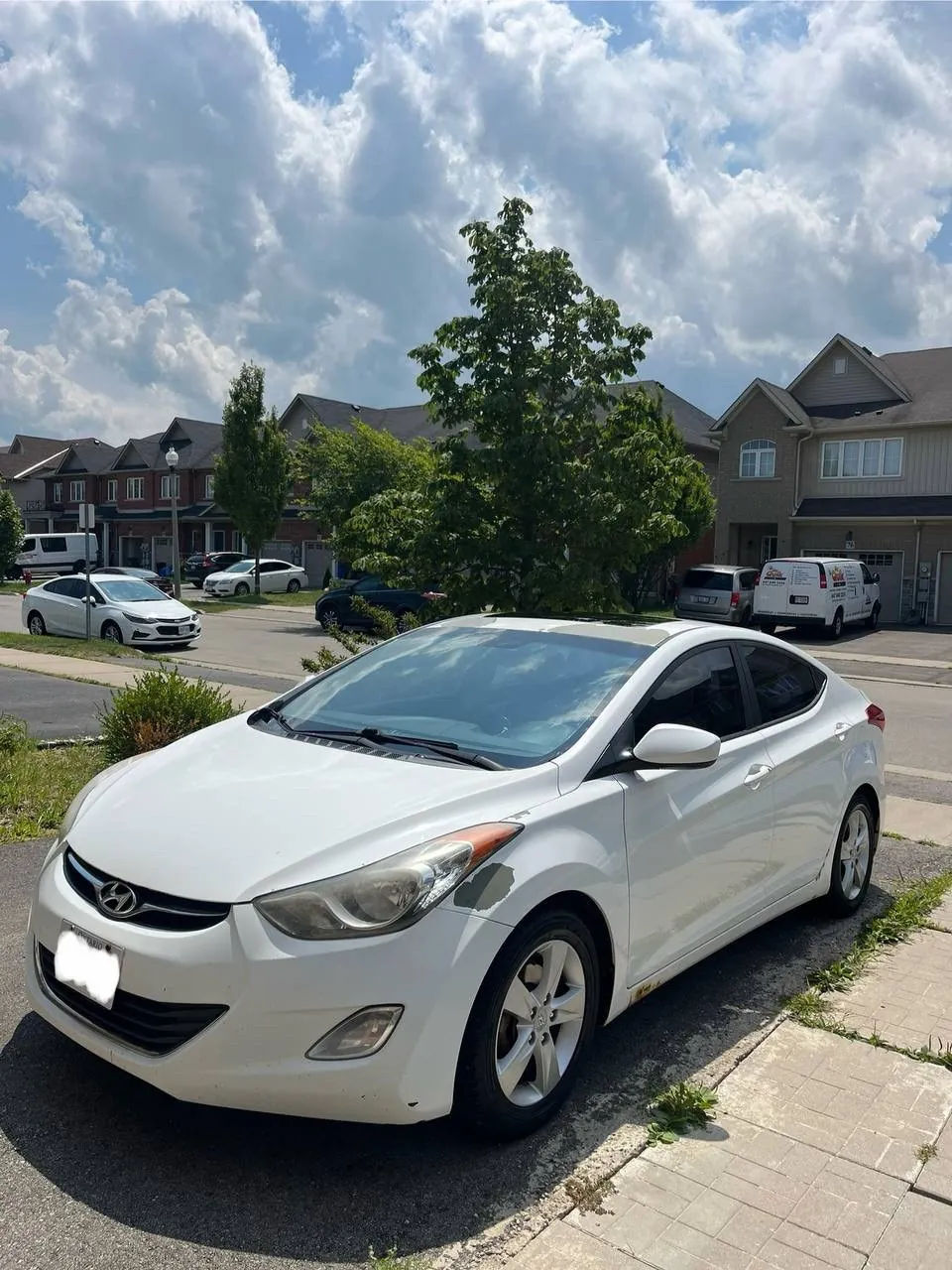 Hyundai Elantra 2013 photo 2
