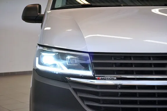 Volkswagen Transporter 2022 photo 4
