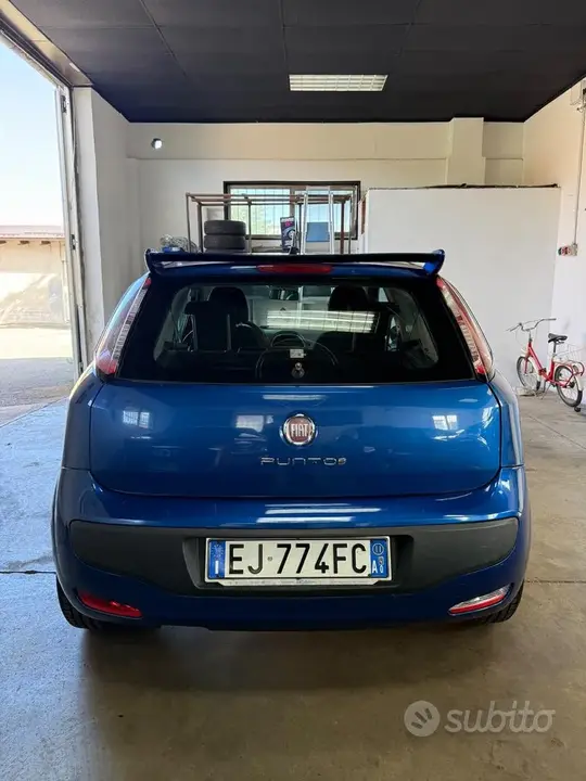 Fiat Punto Evo 2011 photo 4