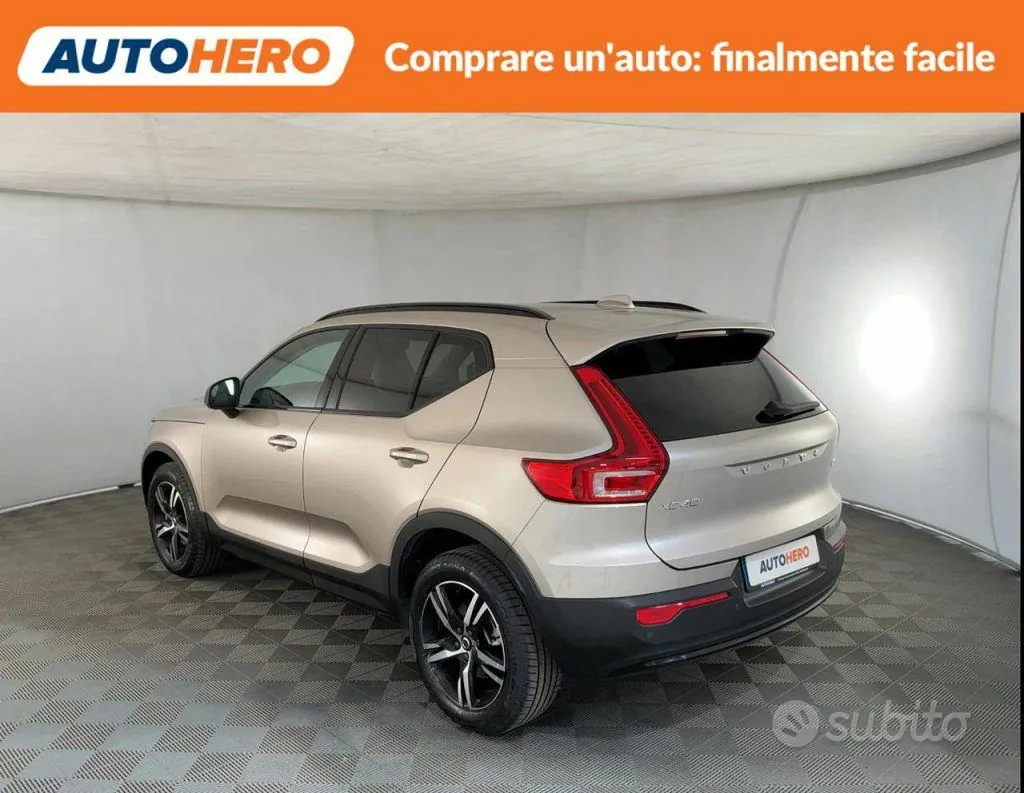 Volvo Xc40 2024 photo 4