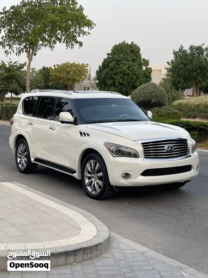 Infiniti Qx56 2012 photo 3
