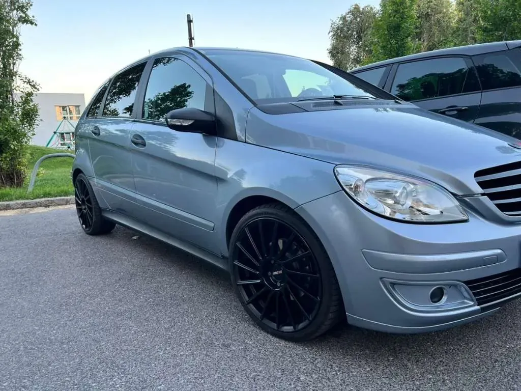 Mercedes-Benz B-Class 2006 photo 2