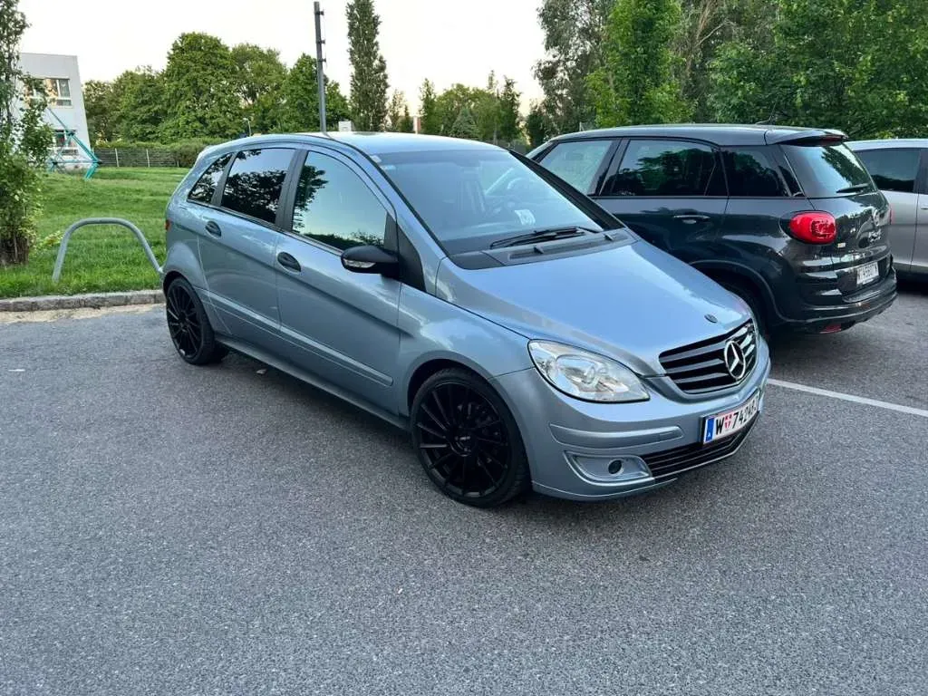 Mercedes-Benz B-Class