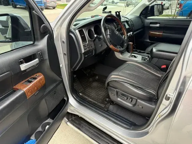 Toyota Tundra 2012 photo 4