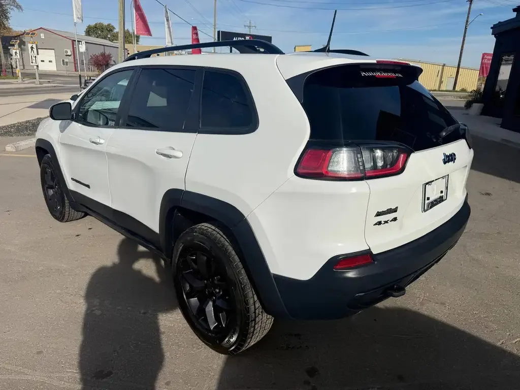 Jeep Cherokee 2019 photo 3