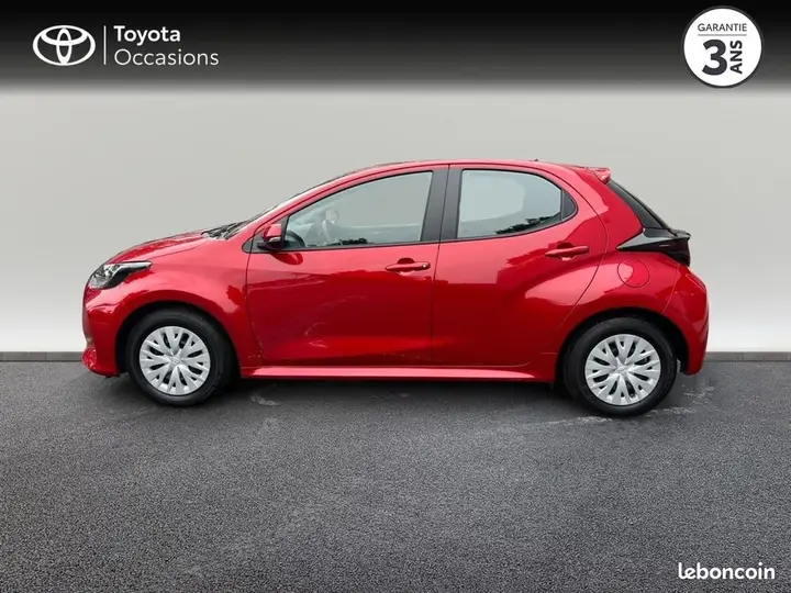 Toyota Yaris 2022 photo 3