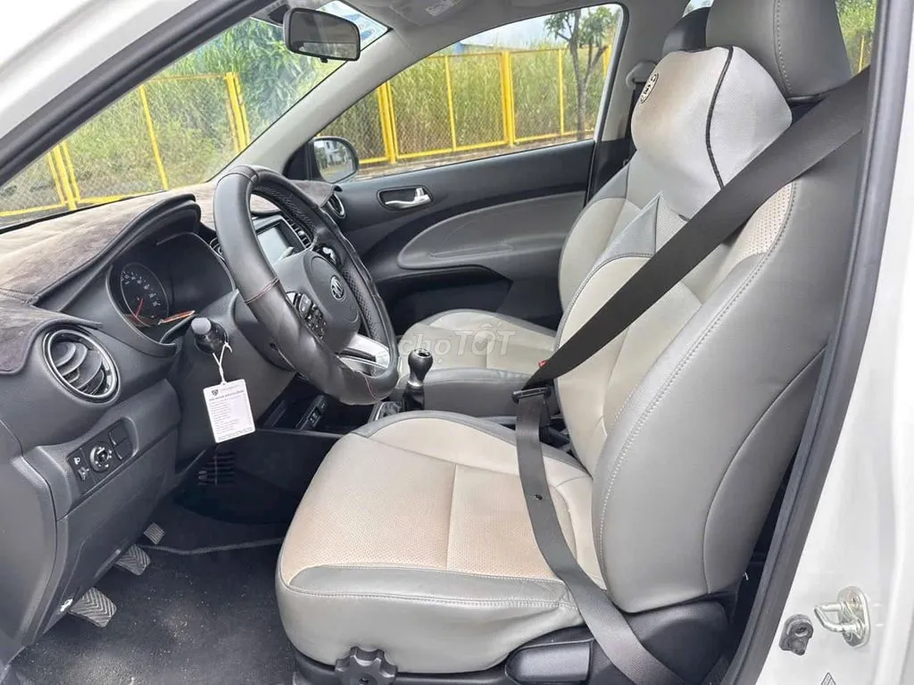 Kia Soluto 2022 photo 4