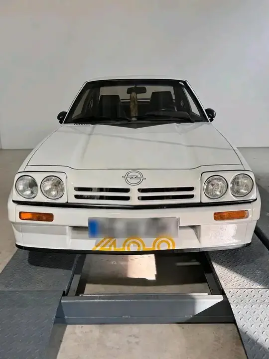 Opel Manta