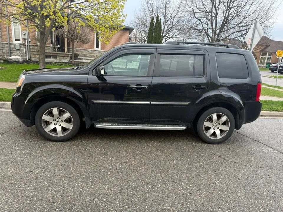 Honda Pilot 2015 photo 2