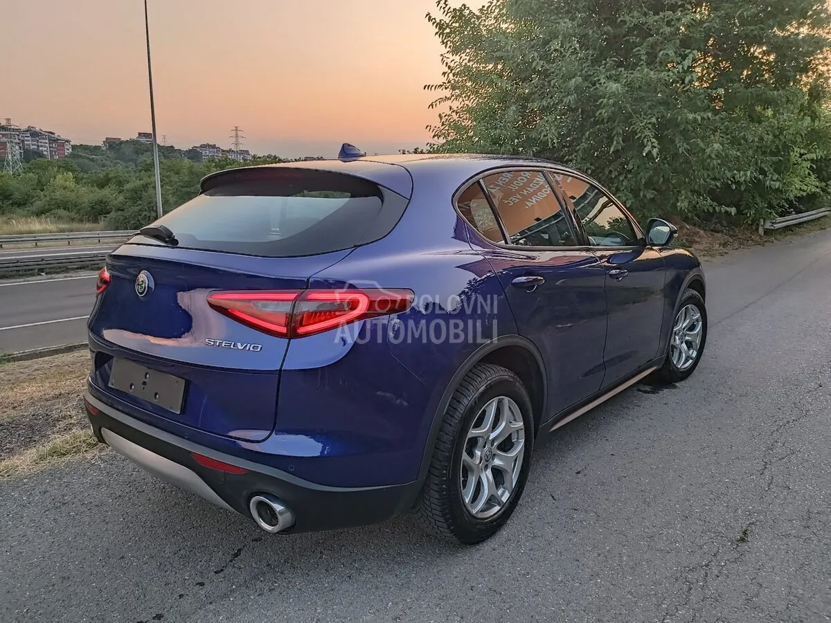 Alfa Romeo Stelvio 2020 photo 4