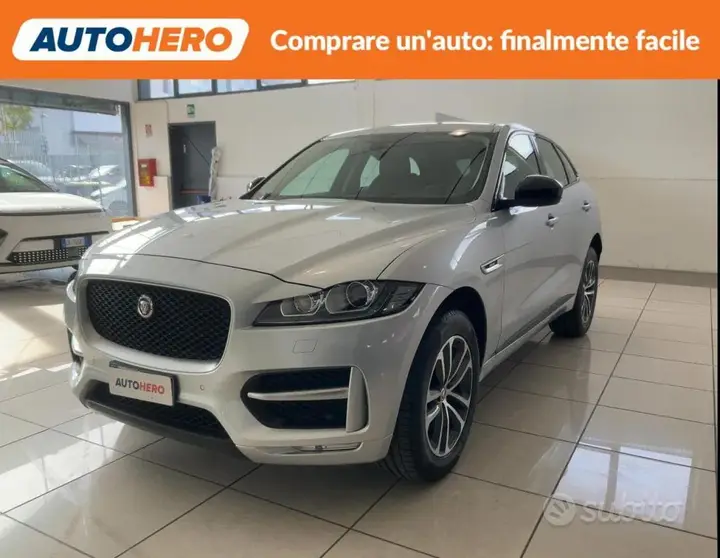 Jaguar F-Pace