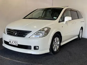 Nissan Presage 2004 photo 4