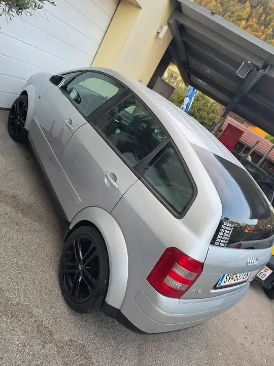 Audi A2