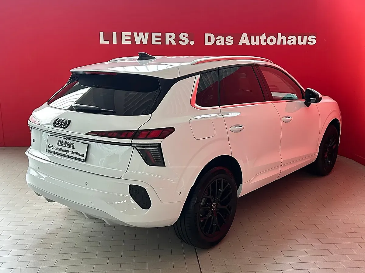Audi Q3 2026 photo 2
