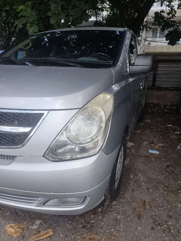 Hyundai Starex 2008 photo 2